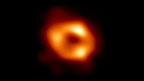eso2208-eht-mwa